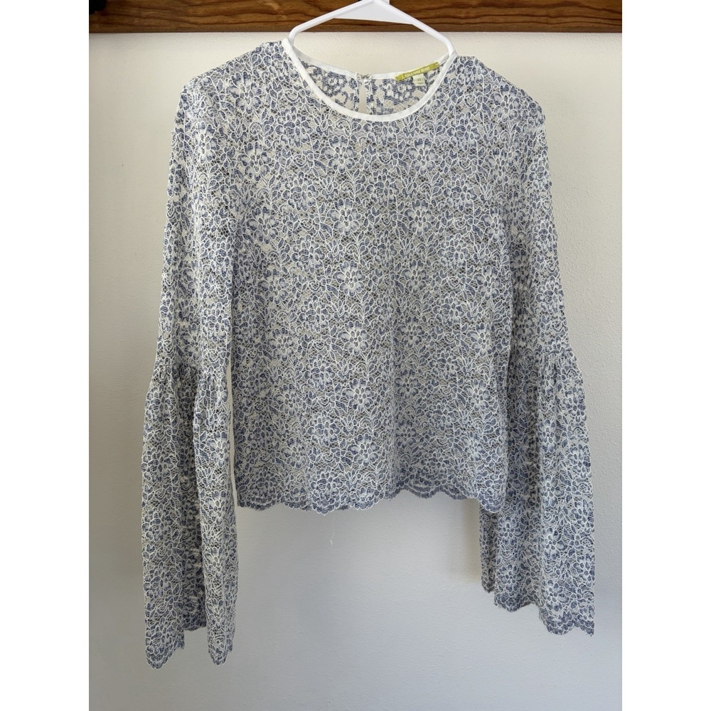 Gianni Bini Women's Size XS Lace Boho Top Bell Sleeve Blouse Ivory &‎ Blue EUC